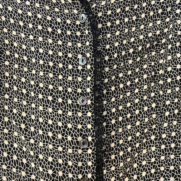 Jones New York Black and White Button Down Shirt - Picture 2 of 4